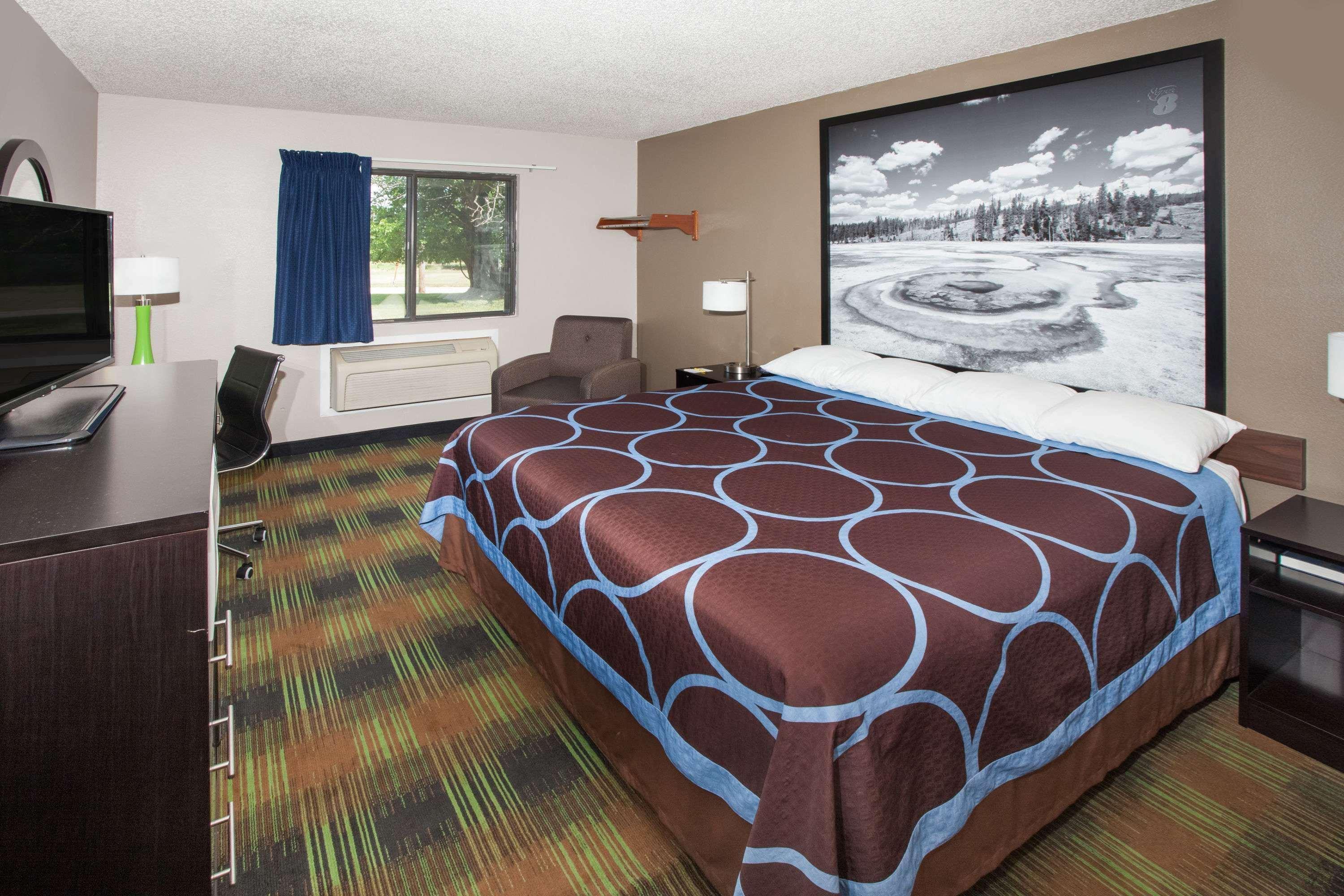 Super 8 By Wyndham Keokuk Hotel Luaran gambar