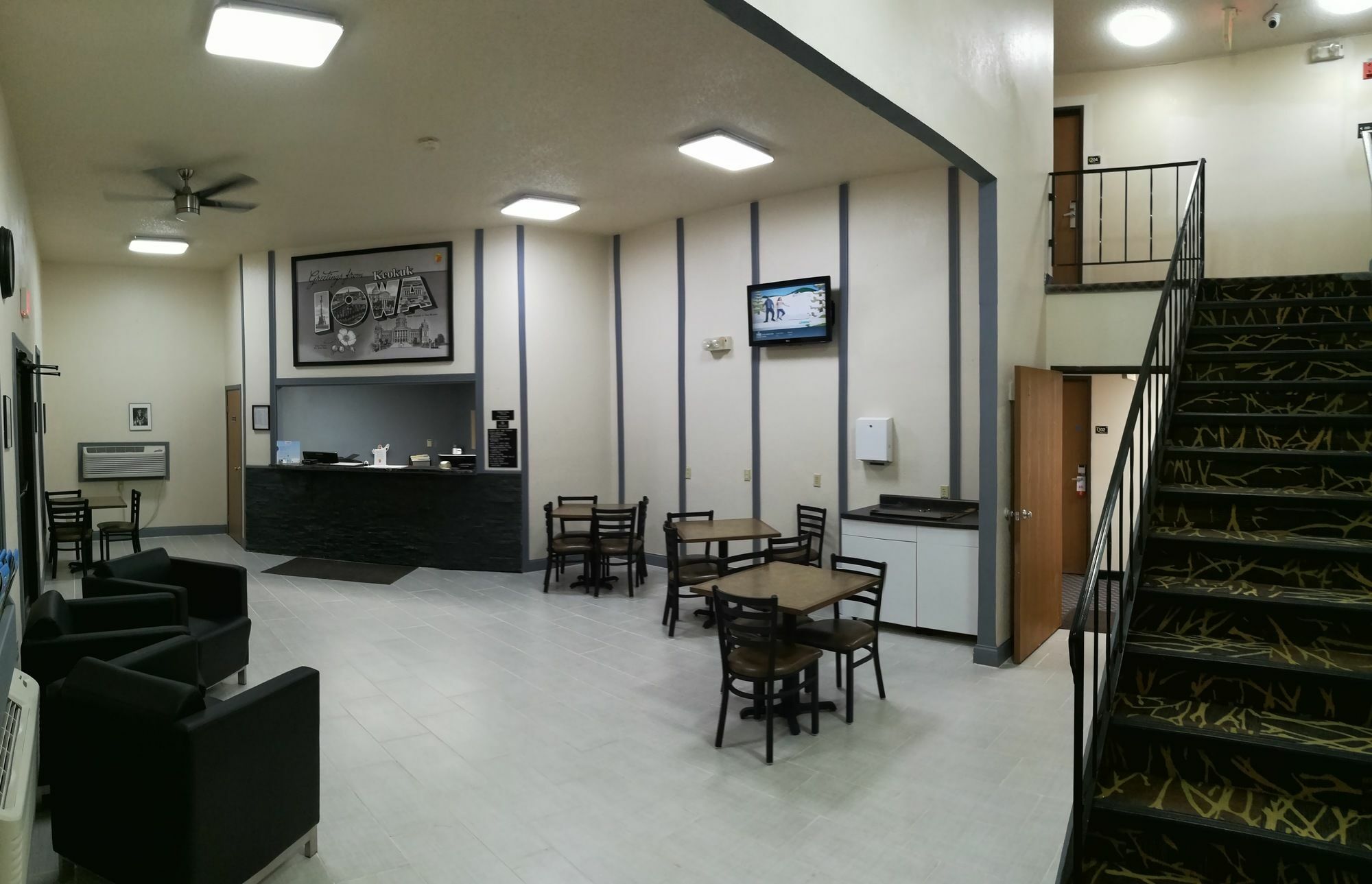 Super 8 By Wyndham Keokuk Hotel Luaran gambar