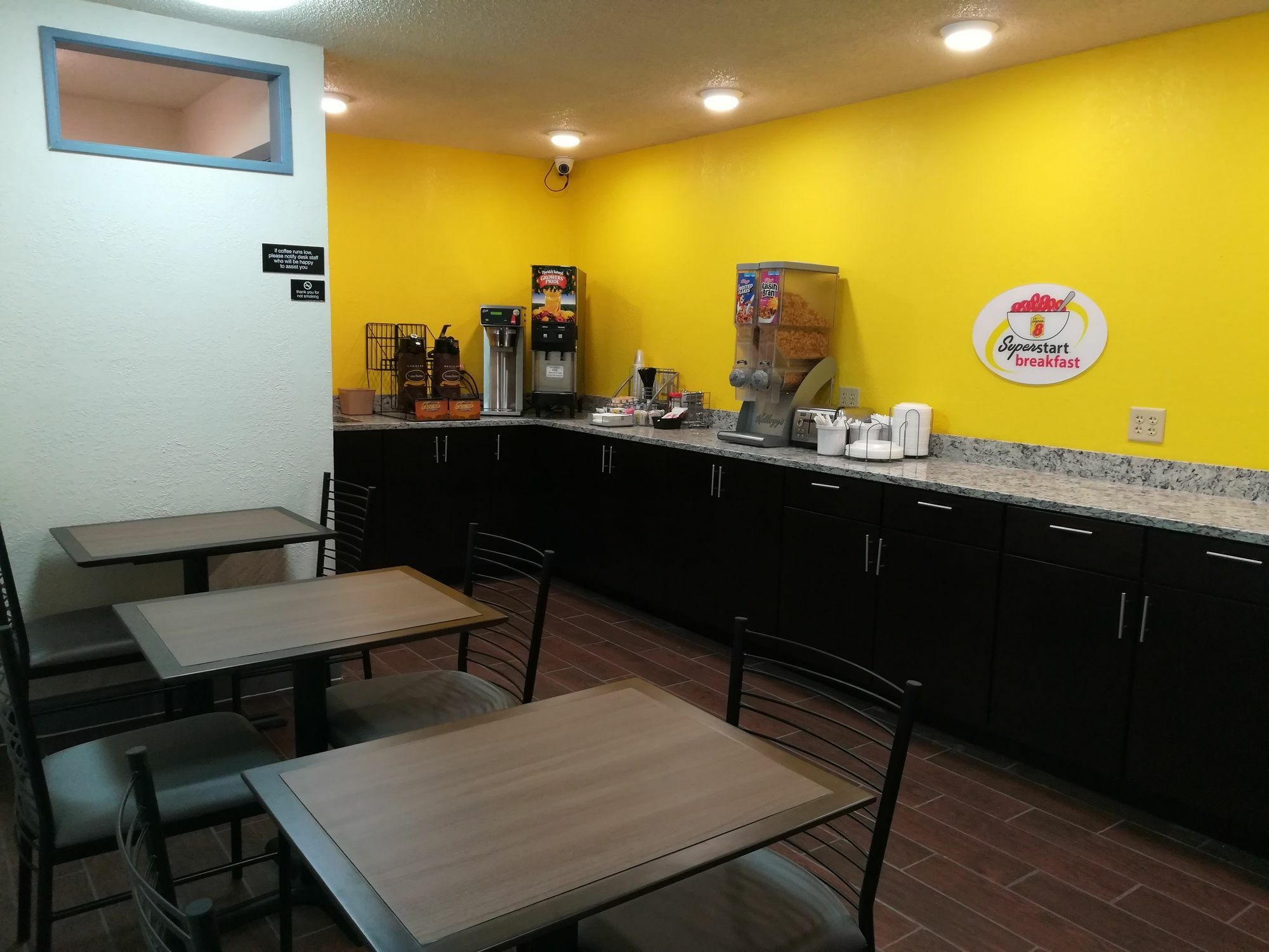 Super 8 By Wyndham Keokuk Hotel Luaran gambar