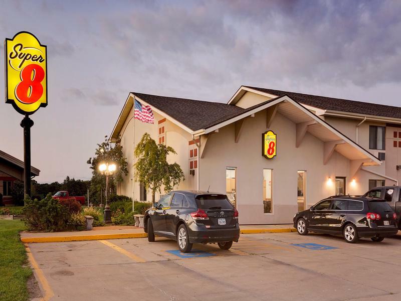 Super 8 By Wyndham Keokuk Hotel Luaran gambar